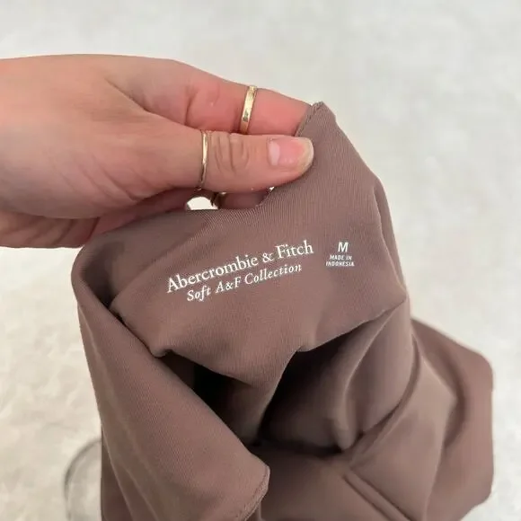 Abercrombie Fitch Soft A&F Sleeveless V Neck Bodysuit Taupe M Basics Minimalist - Picture 4 of 4